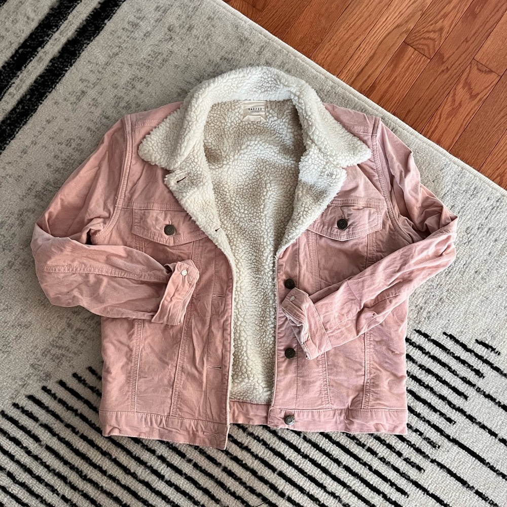 Boutique Sherpa lined corduroy jacket. Size small.